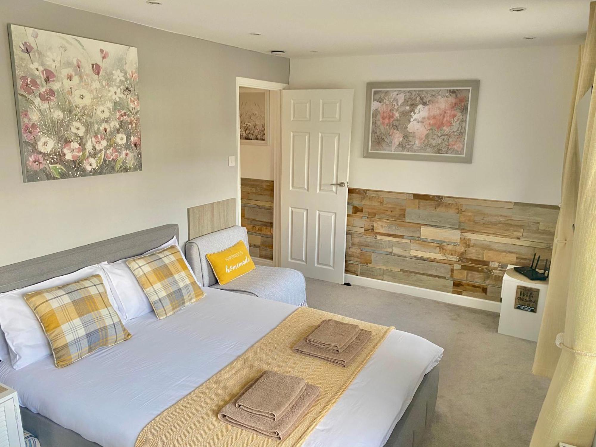 Cristina Modern Otel Horley Dış mekan fotoğraf